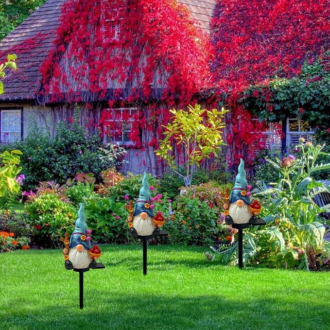 Solar Gnome Garden Lights, Outdoor Gnome Statue with Flowers & Apple, Solar Powered Fairy Garden Lights Gnome Decorations for Home Outside Yard Lawn Patio Gnomes Gifts (Blue)